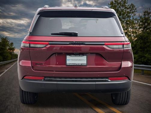 2025 Jeep Grand Cherokee Altitude