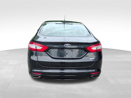TUXEDO BLACK METALLIC 2014 Ford Fusion SE