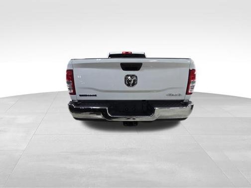 Bright White Clearcoat 2024 RAM 3500 Big Horn Crew Cab 4x4 8' Box