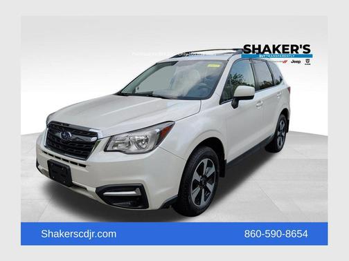 Crystal White Pearl 2018 Subaru Forester 2.5i Premium