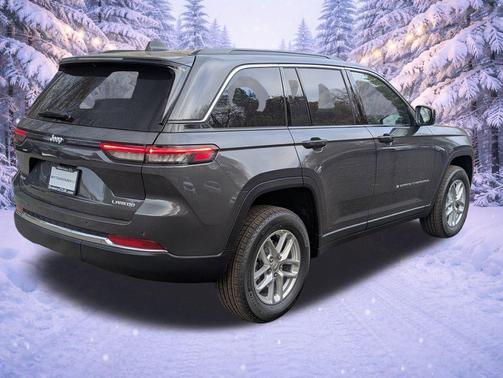 2025 Jeep Grand Cherokee Laredo