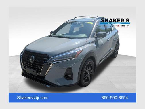 Boulder Gray Pearl 2021 Nissan Kicks SR