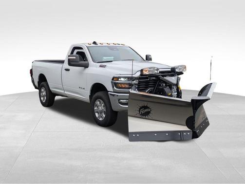 2025 RAM 2500 Big Horn Regular Cab 4x4 8' Box