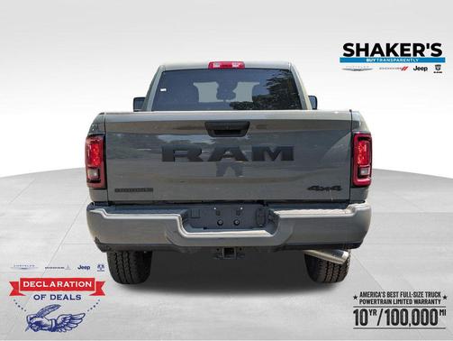 Ceramic Gray Clearcoat 2026 RAM 2500 Big Horn Crew Cab 4x4 6'4' Box