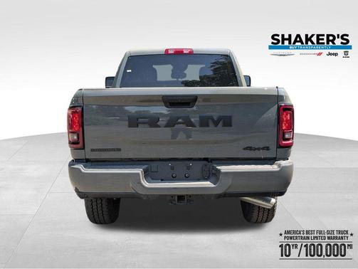 Ceramic Gray Clearcoat 2026 RAM 2500 Big Horn Crew Cab 4x4 6'4' Box