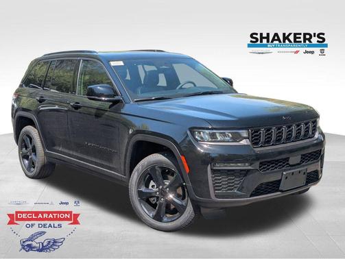 Diamond Black Crystal Pearlcoat 2026 Jeep Grand Cherokee Limited
