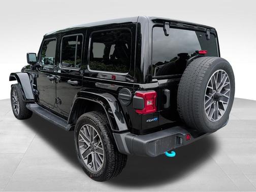 Black Clearcoat 2023 Jeep Wrangler 4xe Sahara