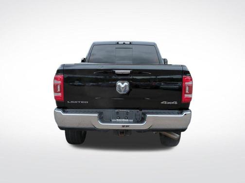 2020 RAM 3500 Limited Crew Cab 4x4 6'4' Box