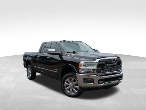 2020 RAM 3500 Limited Crew Cab 4x4 6'4' Box