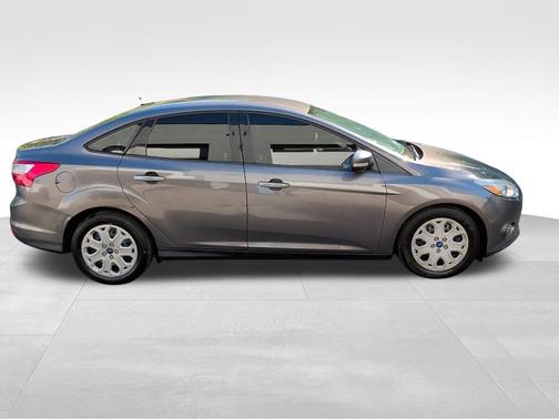 STERLING GRAY METALLIC 2012 Ford Focus SE