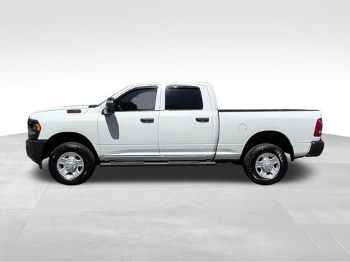 Bright White Clearcoat 2024 RAM 2500 Tradesman Crew Cab 4x4 6'4' Box