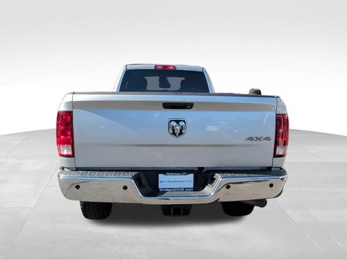 2018 RAM 2500 Tradesman Crew Cab 4x4 8' Box