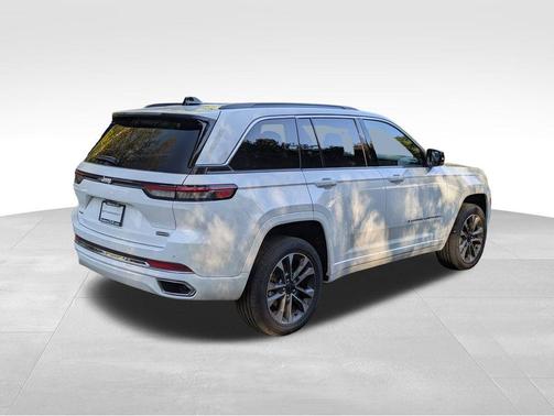 2025 Jeep Grand Cherokee Overland