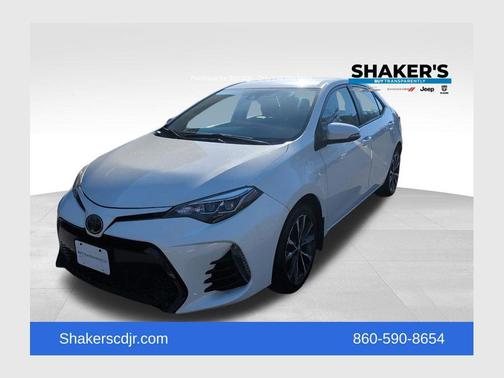 Blizzard Pearl 2018 Toyota Corolla SE