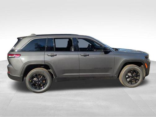 2026 Jeep Grand Cherokee Altitude
