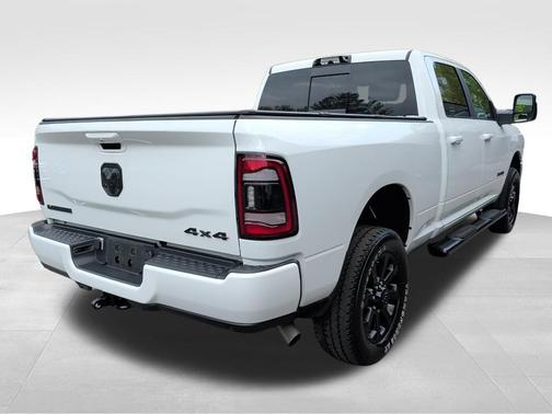 Bright White Clearcoat 2024 RAM 2500 Laramie Crew Cab 4x4 6'4' Box