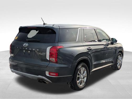 2022 Hyundai PALISADE SE