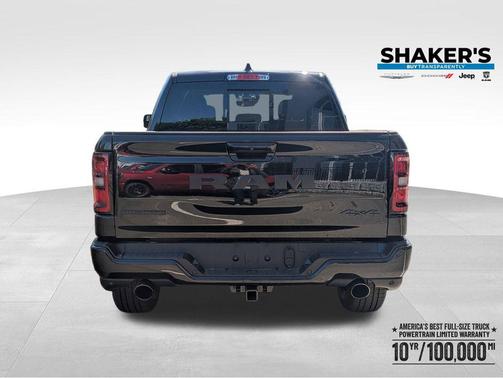 Diamond Black Crystal Pearlcoat 2026 RAM 1500 Big Horn/Lone Star