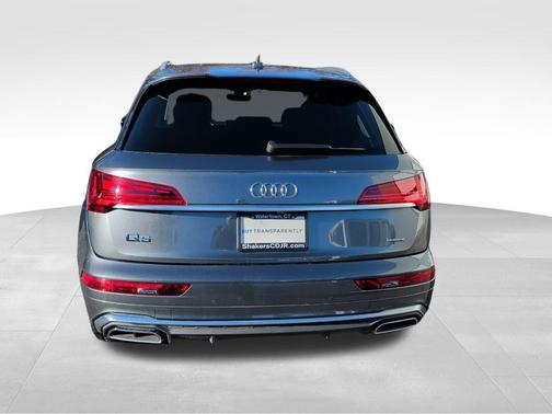 2022 Audi Q5 45 S line Premium