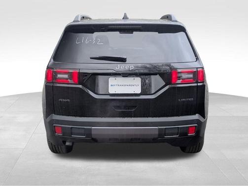 Diamond Black Crystal Pearlcoat 2026 Jeep Cherokee Limited