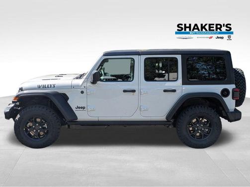 Bright White Clearcoat 2026 Jeep Wrangler Willys