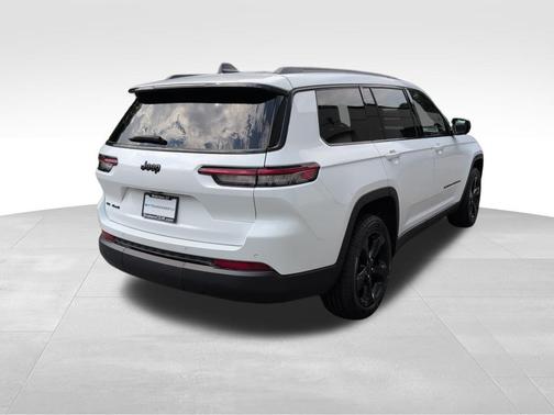 2022 Jeep Grand Cherokee L Altitude
