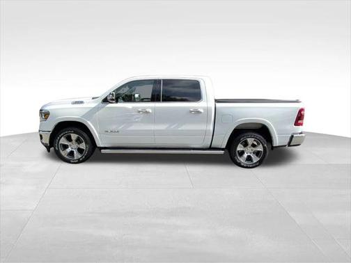 2021 RAM 1500 Laramie Crew Cab 4x4 57' Box