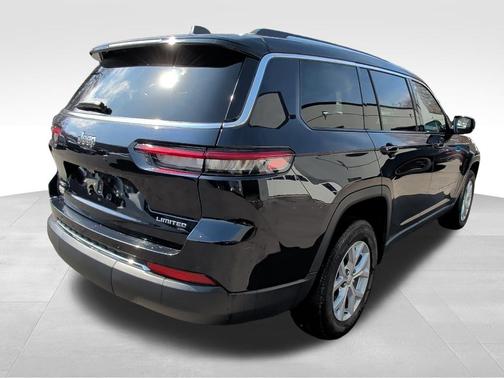 Midnight Sky 2023 Jeep Grand Cherokee L Limited