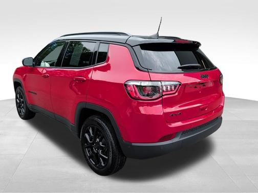 Black Clearcoat 2024 Jeep Compass Latitude