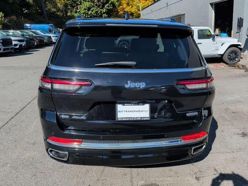 2022 Jeep Grand Cherokee L Overland