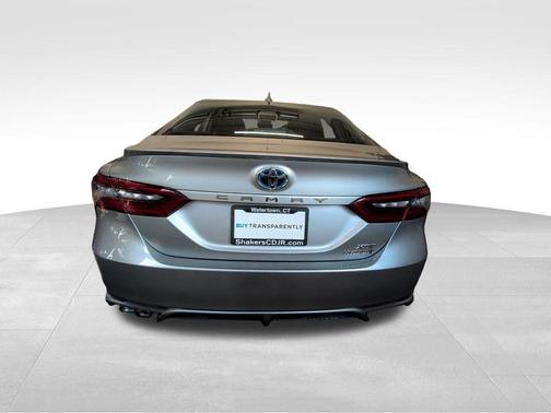 2024 Toyota Camry Hybrid SE