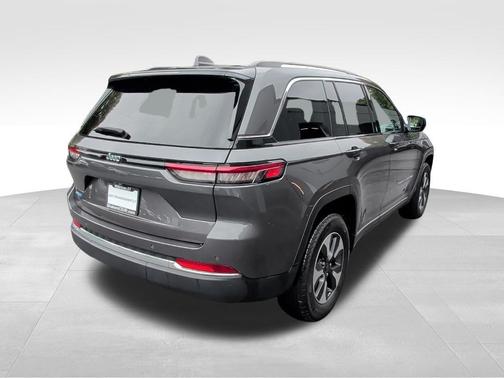 2022 Jeep Grand Cherokee 4xe Base