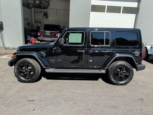 2022 Jeep Wrangler Unlimited Sahara
