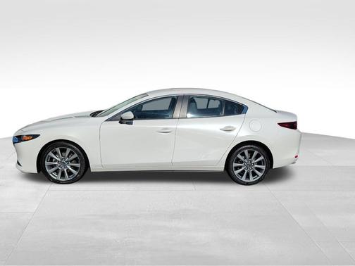 Snowflake White Pearl Mica 2019 Mazda Mazda3 AWD w/Select Package