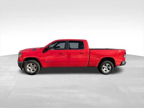 2022 RAM 1500 Big Horn Crew Cab 4x4 64' Box