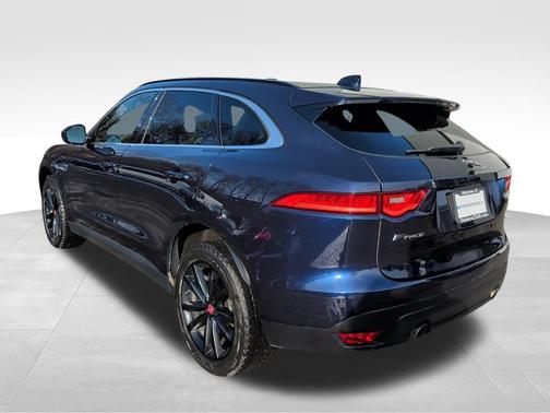 2019 Jaguar F-PACE 30t Prestige