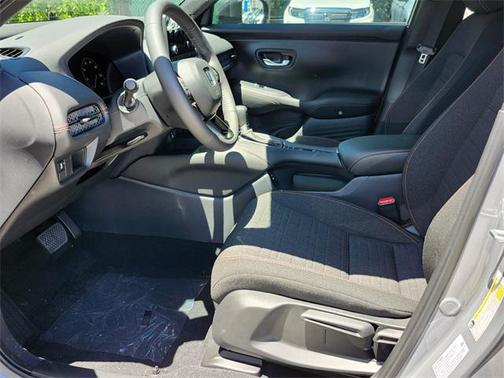 2025 Honda HR-V AWD Sport