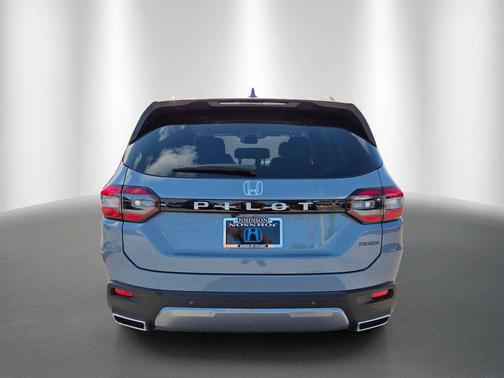 Sonic Gray Pearl 2026 Honda Pilot EX-L