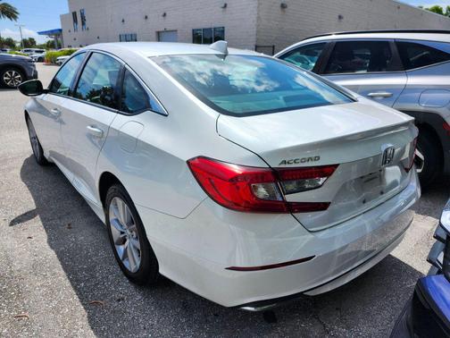 2022 Honda Accord LX 1.5T