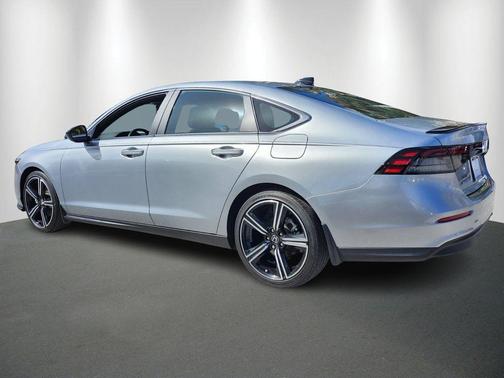 Solar Silver Metallic 2025 Honda Accord Hybrid Sport