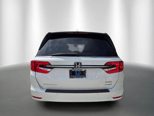 Platinum White Pearl 2023 Honda Odyssey Touring