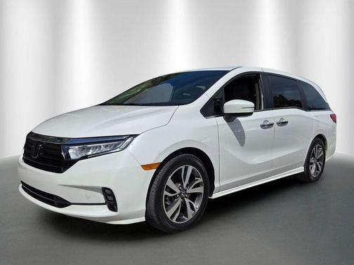 Platinum White Pearl 2023 Honda Odyssey Touring