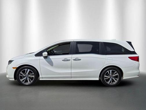 Platinum White Pearl 2023 Honda Odyssey Touring
