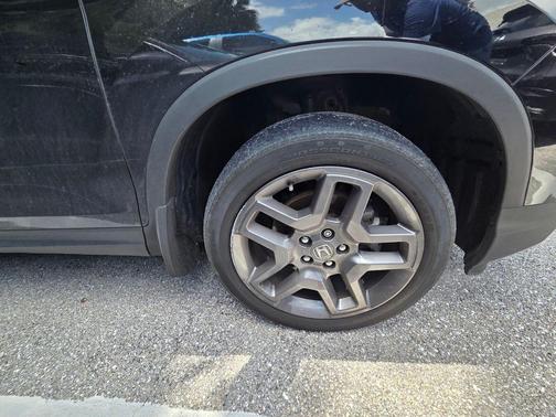 Crystal Black Pearl 2023 Honda Passport AWD EX-L
