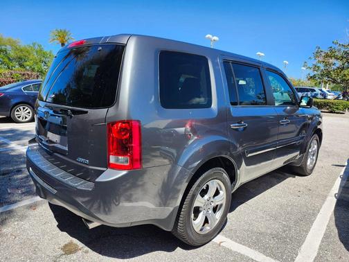 Alabaster Silver Metallic 2013 Honda Pilot EX-L