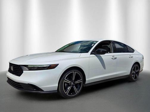 Platinum White Pearl 2026 Honda Accord SE