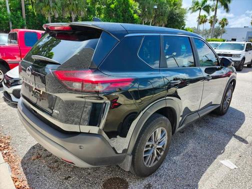 2023 Nissan Rogue S
