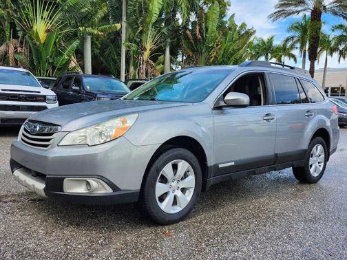 2010 Subaru Outback 2.5 i Limited