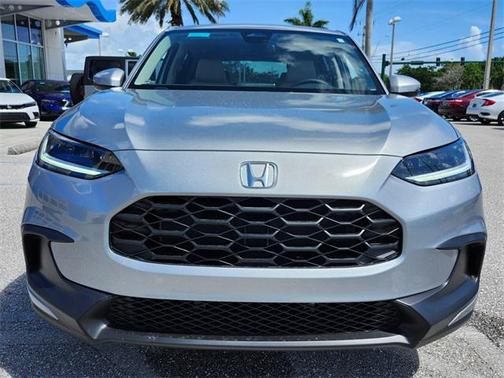2025 Honda HR-V LX