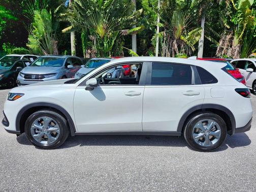 2026 Honda HR-V LX